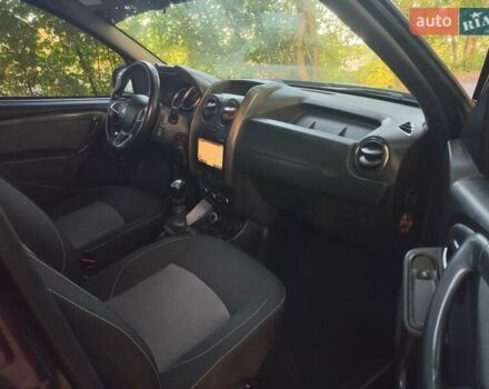 Коричневый Рено Дастер, объемом двигателя 1.6 л и пробегом 87 тыс. км за 15300 $, фото 3 на Automoto.ua