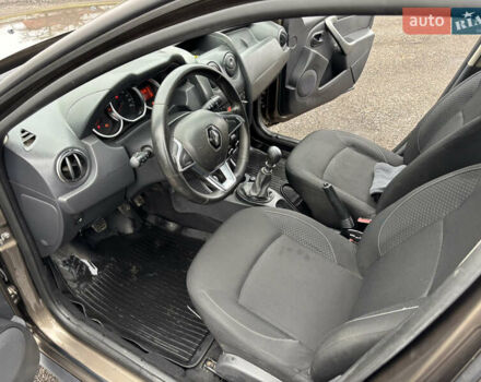 Коричневий Рено Дастер, об'ємом двигуна 1.6 л та пробігом 180 тис. км за 9999 $, фото 6 на Automoto.ua