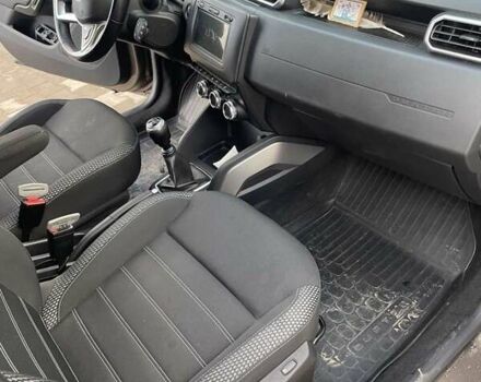 Коричневый Рено Дастер, объемом двигателя 1.46 л и пробегом 123 тыс. км за 17500 $, фото 6 на Automoto.ua