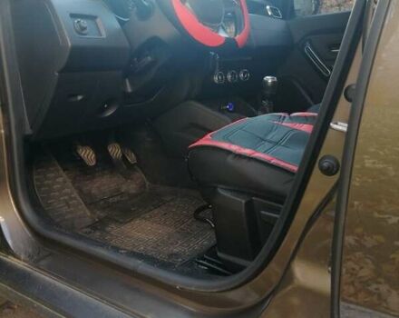 Коричневый Рено Дастер, объемом двигателя 1.6 л и пробегом 9 тыс. км за 18000 $, фото 9 на Automoto.ua