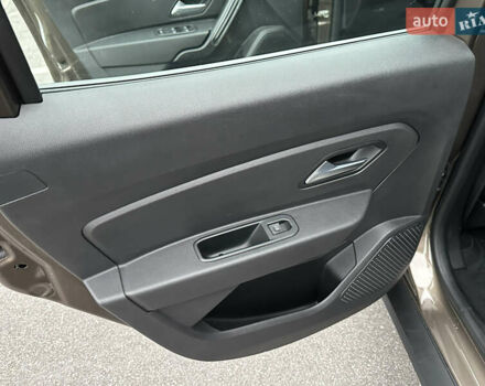 Коричневий Рено Дастер, об'ємом двигуна 1.6 л та пробігом 25 тис. км за 15900 $, фото 24 на Automoto.ua