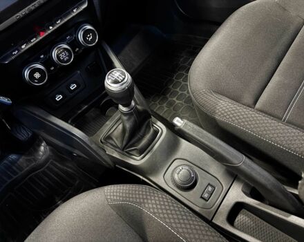 Коричневий Рено Дастер, об'ємом двигуна 1.5 л та пробігом 203 тис. км за 14000 $, фото 13 на Automoto.ua