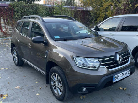 Коричневый Рено Дастер, объемом двигателя 1.6 л и пробегом 45 тыс. км за 14900 $, фото 1 на Automoto.ua