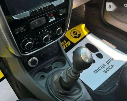 Рено Дастер, объемом двигателя 1.5 л и пробегом 208 тыс. км за 9700 $, фото 11 на Automoto.ua