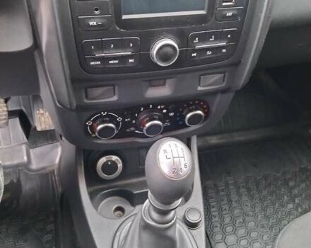 Рено Дастер, объемом двигателя 1.5 л и пробегом 305 тыс. км за 10200 $, фото 10 на Automoto.ua