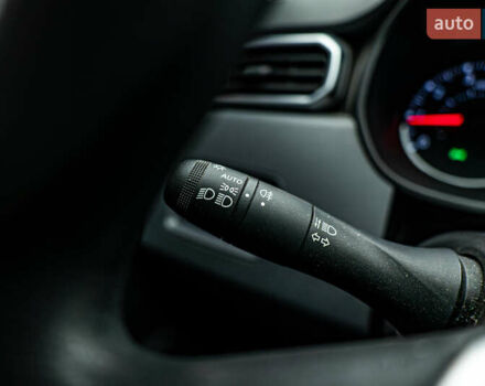 Рено Дастер, об'ємом двигуна 1.6 л та пробігом 94 тис. км за 13744 $, фото 13 на Automoto.ua