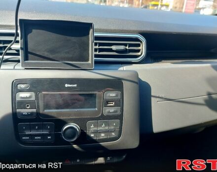 Рено Дастер, объемом двигателя 1.6 л и пробегом 108 тыс. км за 14800 $, фото 9 на Automoto.ua