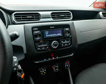 Рено Дастер, объемом двигателя 1.5 л и пробегом 111 тыс. км за 16360 $, фото 12 на Automoto.ua
