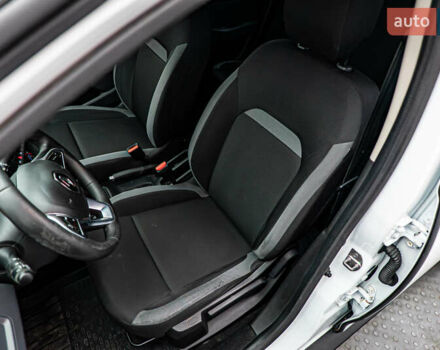 Рено Дастер, объемом двигателя 1.5 л и пробегом 111 тыс. км за 16360 $, фото 6 на Automoto.ua