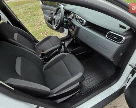 Рено Дастер, объемом двигателя 1.6 л и пробегом 96 тыс. км за 15700 $, фото 13 на Automoto.ua