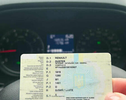 Рено Дастер, объемом двигателя 1.5 л и пробегом 160 тыс. км за 15000 $, фото 5 на Automoto.ua
