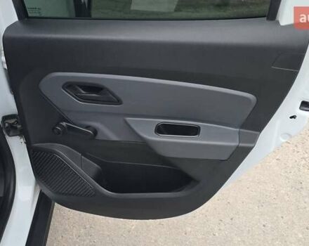 Рено Дастер, объемом двигателя 1.6 л и пробегом 96 тыс. км за 15700 $, фото 21 на Automoto.ua