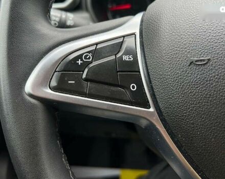 Рено Дастер, объемом двигателя 1.6 л и пробегом 46 тыс. км за 17700 $, фото 21 на Automoto.ua