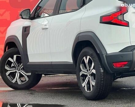 Рено Дастер, объемом двигателя 1.5 л и пробегом 1 тыс. км за 24900 $, фото 14 на Automoto.ua