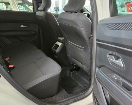 Рено Дастер, об'ємом двигуна 1.2 л та пробігом 0 тис. км за 29252 $, фото 23 на Automoto.ua