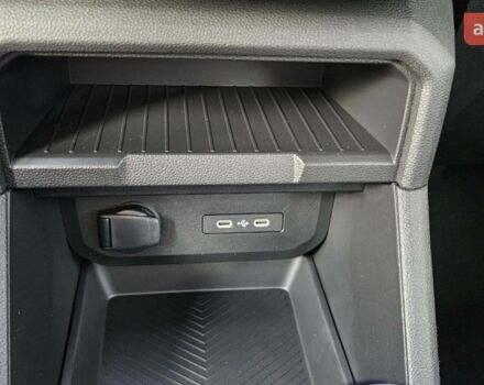 Рено Дастер, объемом двигателя 1.5 л и пробегом 0 тыс. км за 24888 $, фото 17 на Automoto.ua