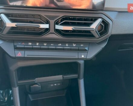 купить новое авто Рено Дастер 2025 года от официального дилера Торговий Дім «Фаворит Авто Київ» Рено фото