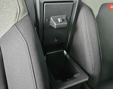 Рено Дастер, объемом двигателя 1.5 л и пробегом 0 тыс. км за 25880 $, фото 25 на Automoto.ua