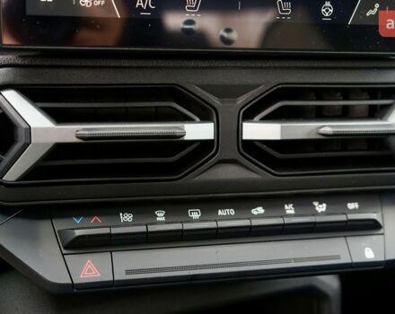 Рено Дастер, об'ємом двигуна 1.2 л та пробігом 0 тис. км за 27417 $, фото 20 на Automoto.ua