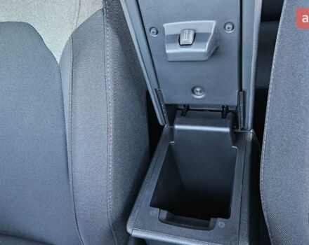 Рено Дастер, об'ємом двигуна 1.5 л та пробігом 0 тис. км за 25463 $, фото 21 на Automoto.ua