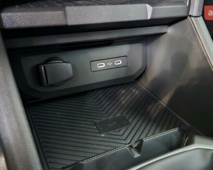 Рено Дастер, об'ємом двигуна 1.2 л та пробігом 0 тис. км за 28219 $, фото 32 на Automoto.ua