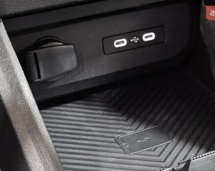 Рено Дастер, объемом двигателя 1.2 л и пробегом 0 тыс. км за 28457 $, фото 27 на Automoto.ua