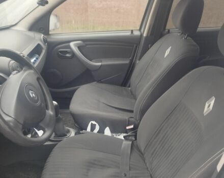 Серый Рено Дастер, объемом двигателя 1.5 л и пробегом 245 тыс. км за 7200 $, фото 4 на Automoto.ua