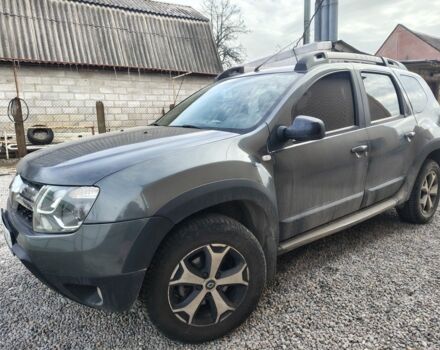 Серый Рено Дастер, объемом двигателя 1.5 л и пробегом 205 тыс. км за 11000 $, фото 2 на Automoto.ua