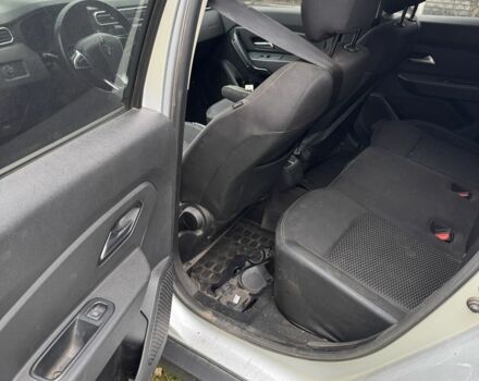 Серый Рено Дастер, объемом двигателя 1.5 л и пробегом 250 тыс. км за 8500 $, фото 5 на Automoto.ua