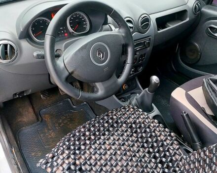 Серый Рено Дастер, объемом двигателя 1.5 л и пробегом 0 тыс. км за 7500 $, фото 4 на Automoto.ua