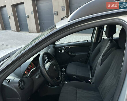 Серый Рено Дастер, объемом двигателя 1.6 л и пробегом 102 тыс. км за 8900 $, фото 21 на Automoto.ua