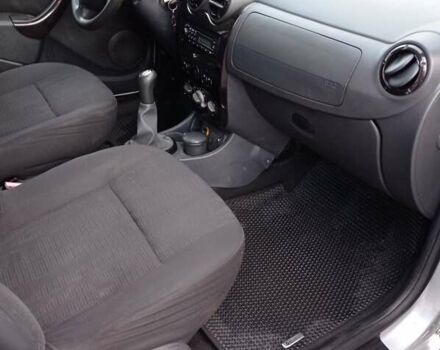 Серый Рено Дастер, объемом двигателя 1.6 л и пробегом 216 тыс. км за 8500 $, фото 6 на Automoto.ua