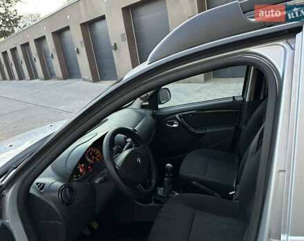 Сірий Рено Дастер, об'ємом двигуна 1.6 л та пробігом 101 тис. км за 8900 $, фото 21 на Automoto.ua