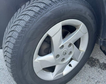 Серый Рено Дастер, объемом двигателя 1.6 л и пробегом 184 тыс. км за 7390 $, фото 16 на Automoto.ua