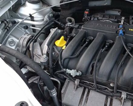 Серый Рено Дастер, объемом двигателя 1.6 л и пробегом 216 тыс. км за 8500 $, фото 10 на Automoto.ua