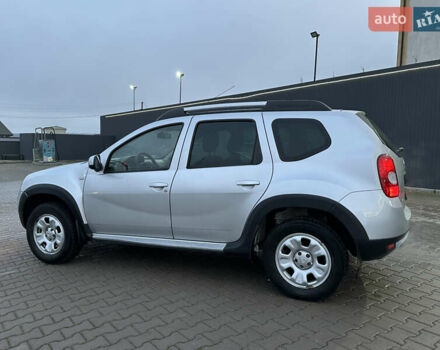 Серый Рено Дастер, объемом двигателя 1.6 л и пробегом 140 тыс. км за 10369 $, фото 4 на Automoto.ua