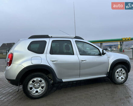 Серый Рено Дастер, объемом двигателя 1.6 л и пробегом 140 тыс. км за 10369 $, фото 13 на Automoto.ua