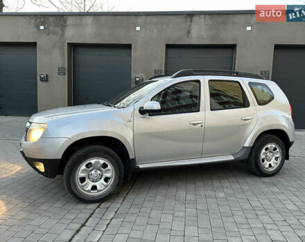 Сірий Рено Дастер, об'ємом двигуна 1.6 л та пробігом 101 тис. км за 8900 $, фото 12 на Automoto.ua