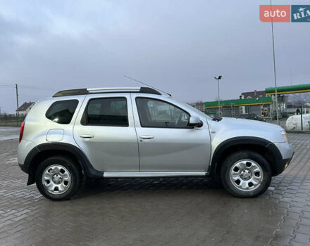 Серый Рено Дастер, объемом двигателя 1.6 л и пробегом 140 тыс. км за 10369 $, фото 11 на Automoto.ua