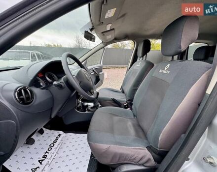 Рено Дастер 2011 в Сумах на Automoto.ua Серый Рено Дастер, объемом двигателя 1.6 л и пробегом 137 тыс. км за 8499 $, фото 18 на Automoto.ua