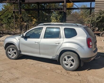 Серый Рено Дастер, объемом двигателя 1.6 л и пробегом 88 тыс. км за 8300 $, фото 2 на Automoto.ua