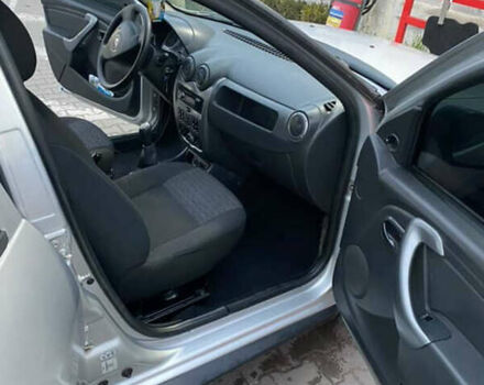 Серый Рено Дастер, объемом двигателя 1.6 л и пробегом 265 тыс. км за 7000 $, фото 3 на Automoto.ua