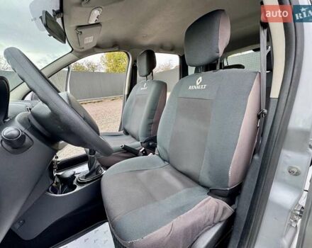 Рено Дастер 2011 в Сумах на Automoto.ua Серый Рено Дастер, объемом двигателя 1.6 л и пробегом 137 тыс. км за 8499 $, фото 17 на Automoto.ua