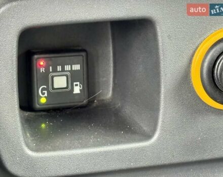 Рено Дастер 2011 в Сумах на Automoto.ua Серый Рено Дастер, объемом двигателя 1.6 л и пробегом 137 тыс. км за 8499 $, фото 37 на Automoto.ua