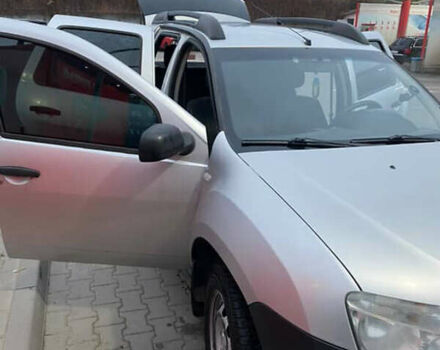 Серый Рено Дастер, объемом двигателя 1.6 л и пробегом 265 тыс. км за 7000 $, фото 2 на Automoto.ua