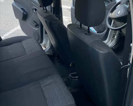 Серый Рено Дастер, объемом двигателя 1.6 л и пробегом 265 тыс. км за 7000 $, фото 4 на Automoto.ua