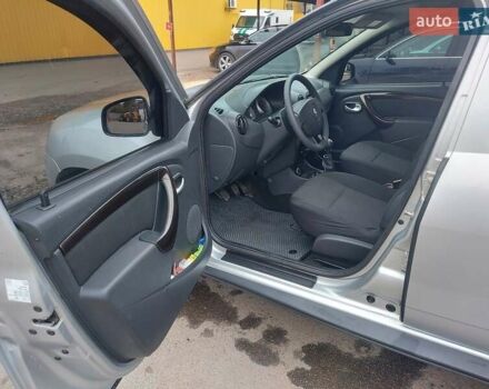 Серый Рено Дастер, объемом двигателя 1.6 л и пробегом 223 тыс. км за 8400 $, фото 7 на Automoto.ua