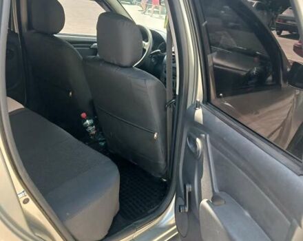 Сірий Рено Дастер, об'ємом двигуна 1.6 л та пробігом 190 тис. км за 10200 $, фото 3 на Automoto.ua