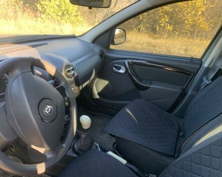 Рено Дастер 2012 в Сумах на Automoto.ua Серый Рено Дастер, объемом двигателя 1.6 л и пробегом 191 тыс. км за 7800 $, фото 5 на Automoto.ua