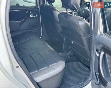 Серый Рено Дастер, объемом двигателя 1.6 л и пробегом 103 тыс. км за 9700 $, фото 30 на Automoto.ua